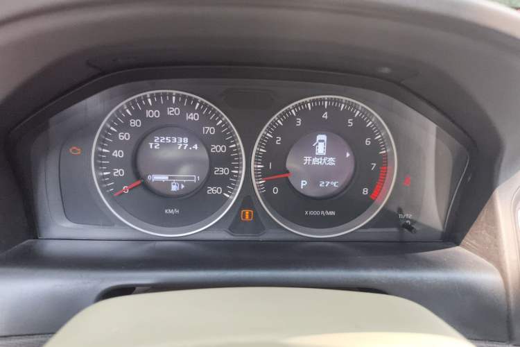 Used Volvo XC60 2012 T6 AWD Comfort Edition Instrument Cluster