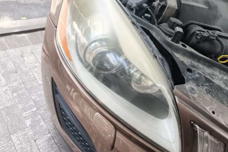 Used Volvo XC60 2012 T6 AWD Comfort Edition Right Front Headlight