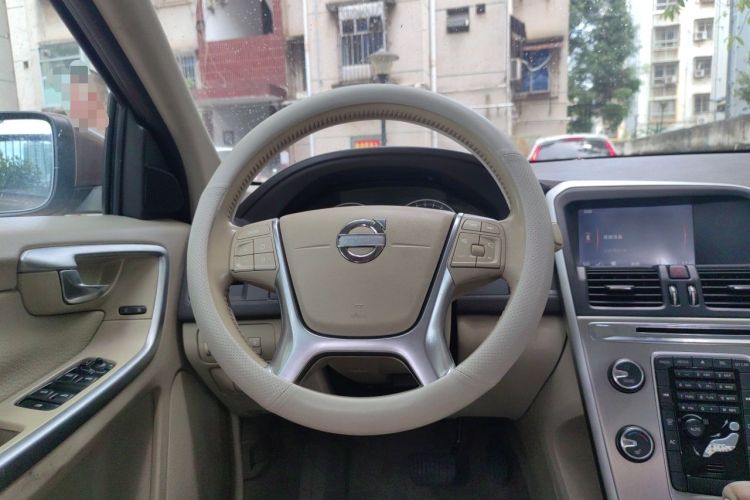 Used Volvo XC60 2012 T5 Comfort Edition Steering Wheel