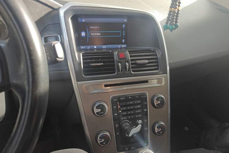 Used Volvo XC60 2013 T5 Zhiya Edition Audio And AC Panel