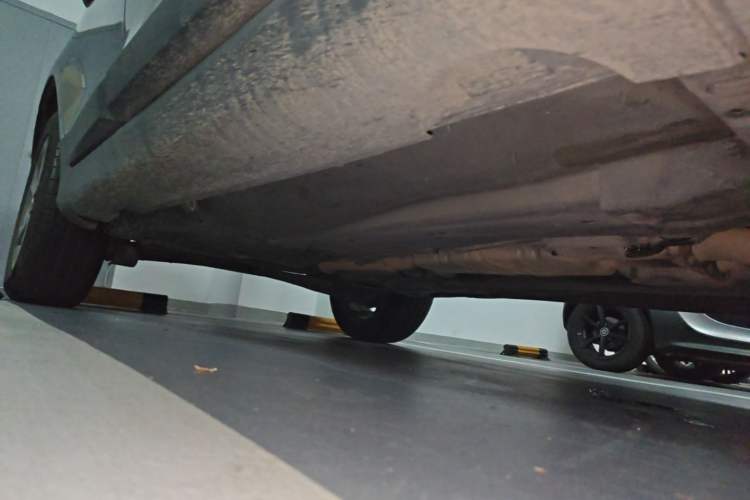 Used Volvo XC60 2013 T6 AWD Comfort Edition Chassis Front Right
