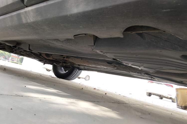 Used Volvo XC60 2013 T6 AWD Comfort Edition Chassis Rear Left