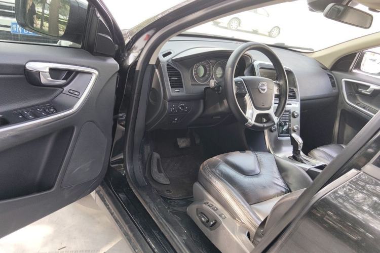 Used Volvo XC60 2013 T6 AWD Comfort Edition Driver Seat