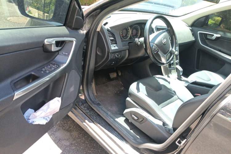 Used Volvo XC60 2013 T5 Comfort Edition Driver Seat