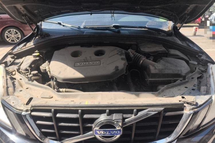 Used Volvo XC60 2013 T5 Comfort Edition Engine Bay