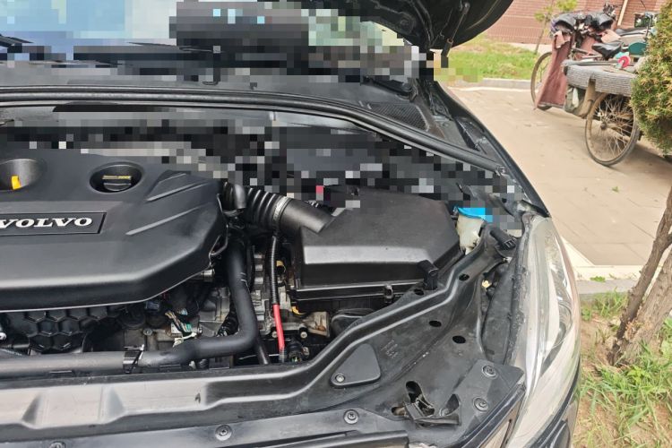 Used Volvo XC60 2013 T5 Zhiya Edition Engine Bay Left
