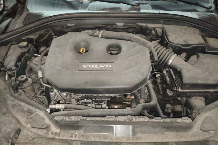 Used Volvo XC60 2013 T5 Zhiya Edition Engine Bay
