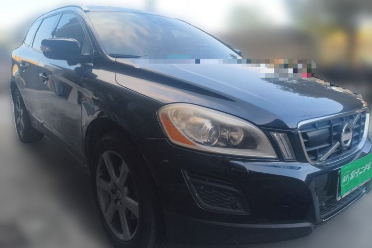 Used Volvo XC60 2013 T6 AWD Zhiya Edition Front Right 45 Deg
