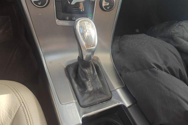 Used Volvo XC60 2013 T5 Zhiya Edition Gear Lever