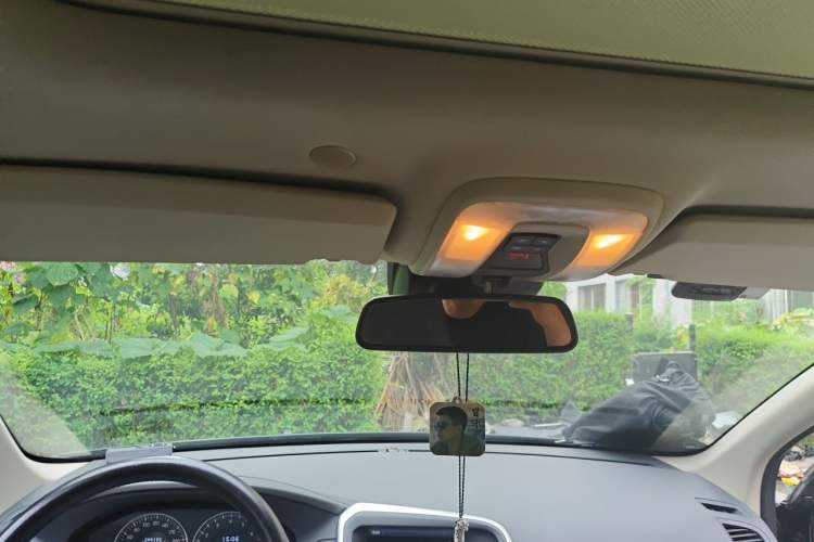 Used Volvo XC60 2013 T6 AWD Comfort Edition Headliner