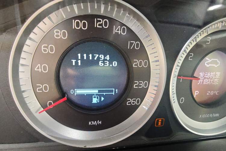Used Volvo XC60 2013 T5 Zhiya Edition Odometer Close Up