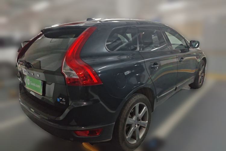 Used Volvo XC60 2013 T6 AWD Comfort Edition Rear Right 45 Deg