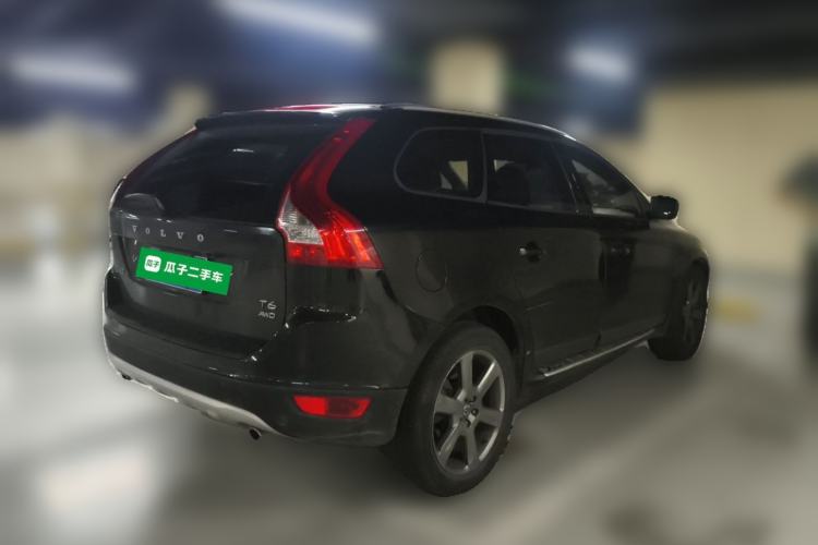 Used Volvo XC60 2013 T6 AWD Comfort Edition Rear Right 45 Deg