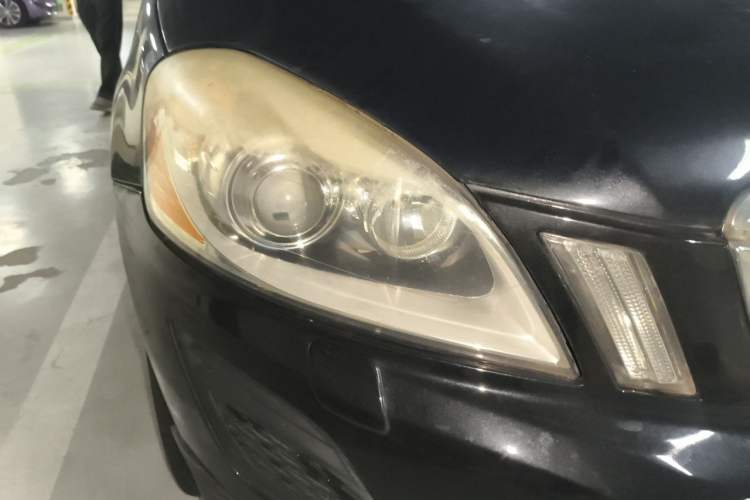 Used Volvo XC60 2013 T6 AWD Comfort Edition Right Front Headlight