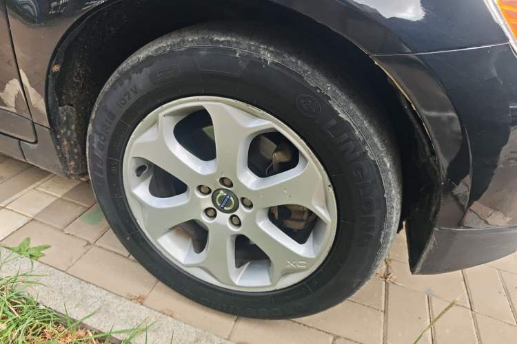 Used Volvo XC60 2013 T5 Zhiya Edition Right Front Wheel Hub