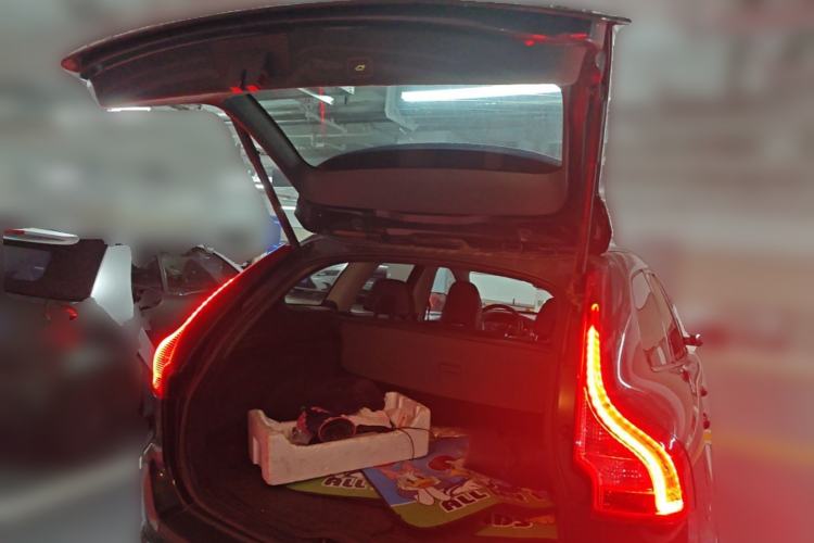 Used Volvo XC60 2013 T6 AWD Comfort Edition Trunk