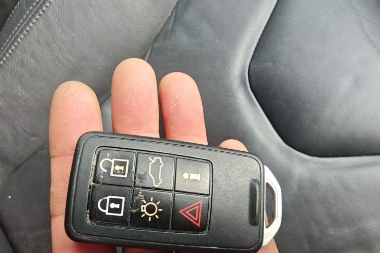 Used Volvo XC60 2013 T5 Zhiya Edition Vehicle Key