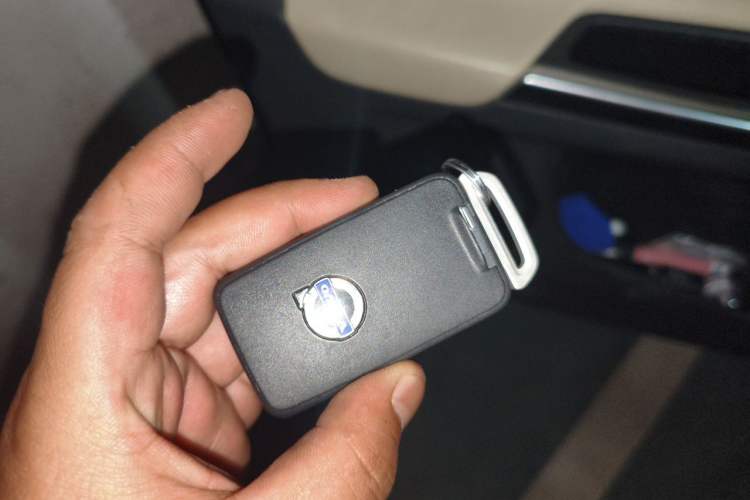 Used Volvo XC60 2013 T5 Zhiya Edition Vehicle Key