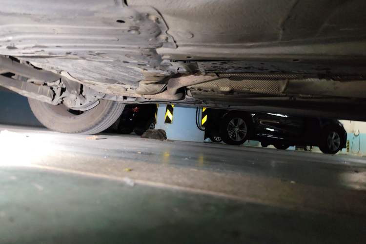 Used Volvo XC60 2013 T5 Zhiya Edition Chassis Rear Right