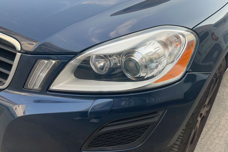 Used Volvo XC60 2013 T5 Comfort Edition Left Front Headlight