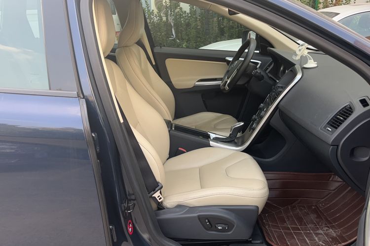 Used Volvo XC60 2013 T5 Comfort Edition Right Front Seat