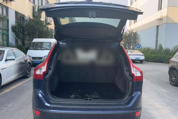 Used Volvo XC60 2013 T5 Comfort Edition Trunk