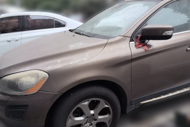 Used Volvo XC60 2013 T5 Zhiya Edition Guazi used car, China used car export, Used car for sale, Used  cars, Cheapest cars for sale