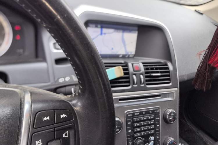 Used Volvo XC60 2013 T5 Zhiya Edition Audio And AC Panel