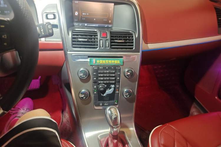 Used Volvo XC60 2013 T5 Zhiya Edition Audio And AC Panel