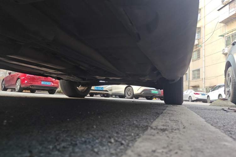 Used Volvo XC60 2013 T5 Zhiya Edition Chassis Front Left