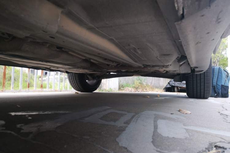 Used Volvo XC60 2013 T5 Comfort Edition Chassis Front Left