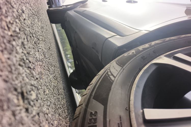 Used Volvo XC60 2013 T5 Comfort Edition Chassis Front Right