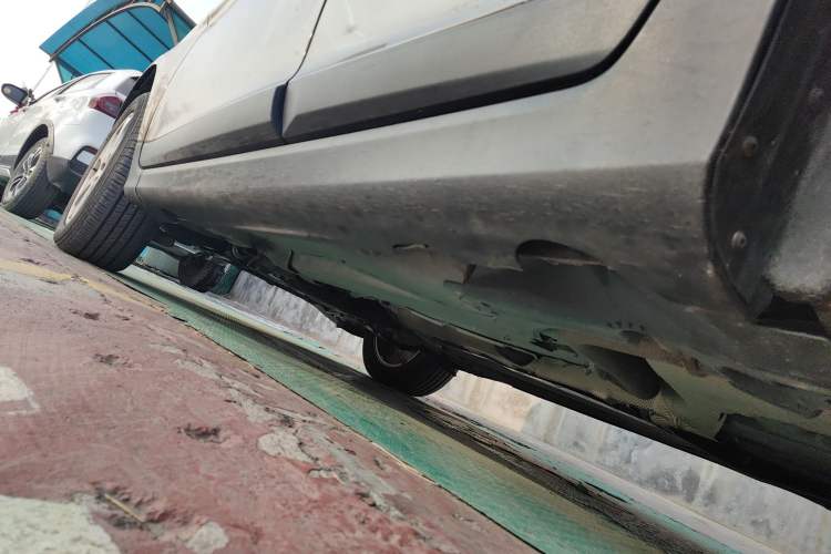 Used Volvo XC60 2013 T5 Zhiya Edition Chassis Rear Left