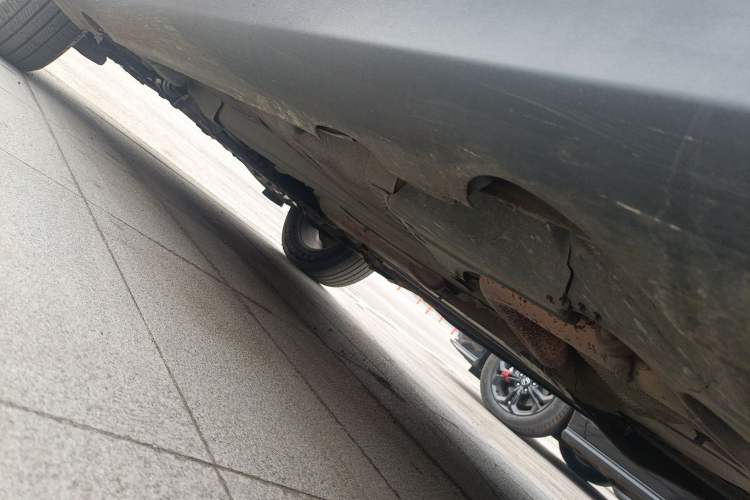 Used Volvo XC60 2013 T5 Comfort Edition Chassis Rear Left