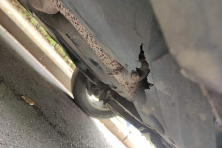 Used Volvo XC60 2013 T5 Zhiya Edition Chassis Rear Left