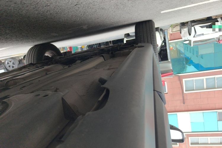 Used Volvo XC60 2013 T5 Zhiya Edition Chassis Rear Left