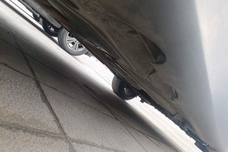 Used Volvo XC60 2013 T5 Comfort Edition Chassis Rear Right