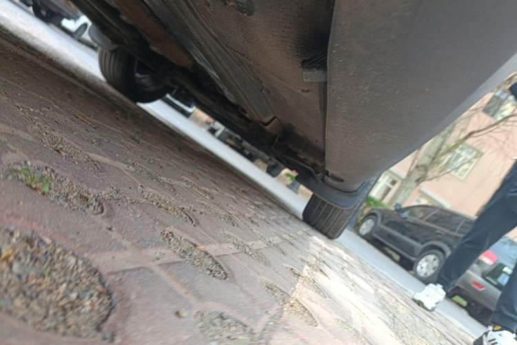 Used Volvo XC60 2013 T5 Zhiya Edition Chassis Rear Right