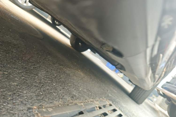 Used Volvo XC60 2013 T5 Zhiya Edition Chassis Rear Right