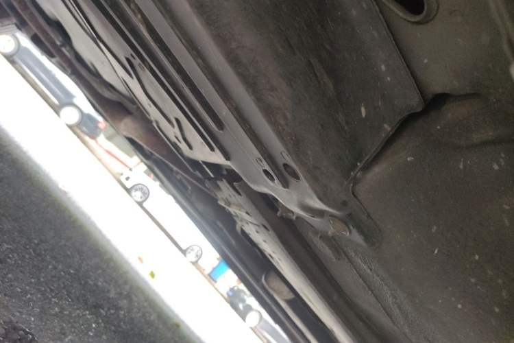 Used Volvo XC60 2013 T5 Zhiya Edition Chassis Rear Right