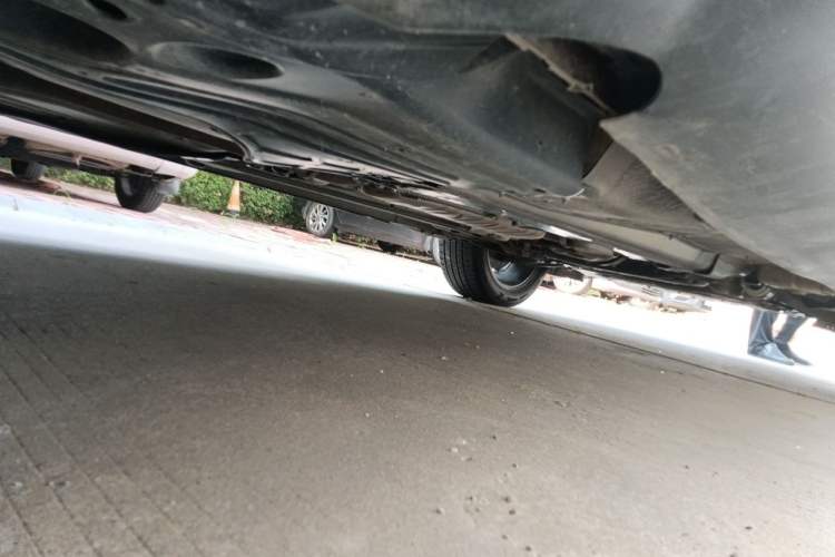 Used Volvo XC60 2013 T6 AWD Comfort Edition Chassis Rear Right