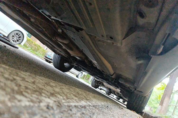 Used Volvo XC60 2013 T5 Comfort Edition Chassis Rear Right