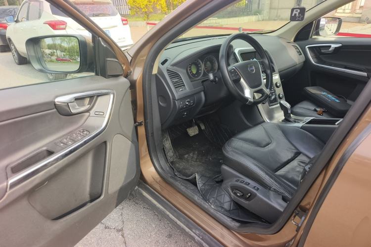 Used Volvo XC60 2013 T5 Comfort Edition Driver Seat