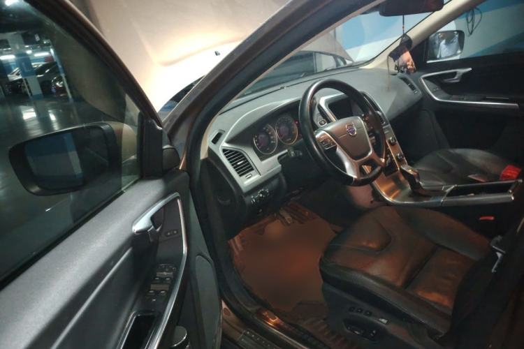 Used Volvo XC60 2013 T5 Comfort Edition Driver Seat