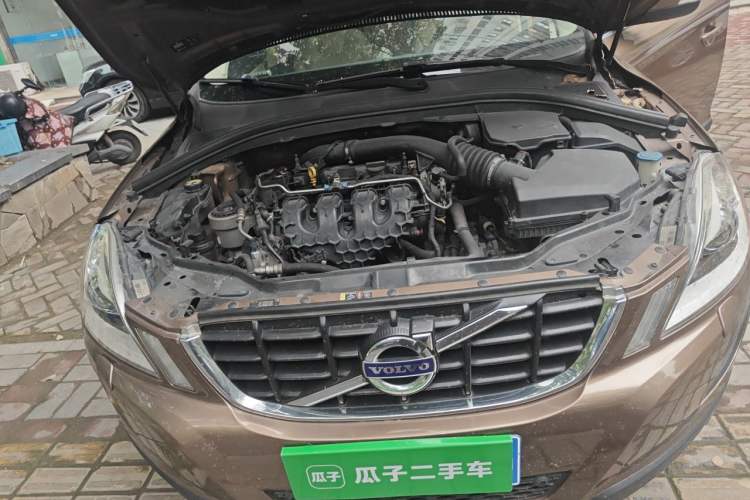 Used Volvo XC60 2013 T5 Zhiya Edition Engine Bay