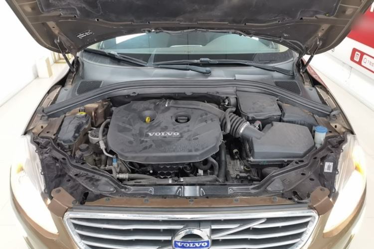Used Volvo XC60 2013 T5 Smart Edition Engine Bay