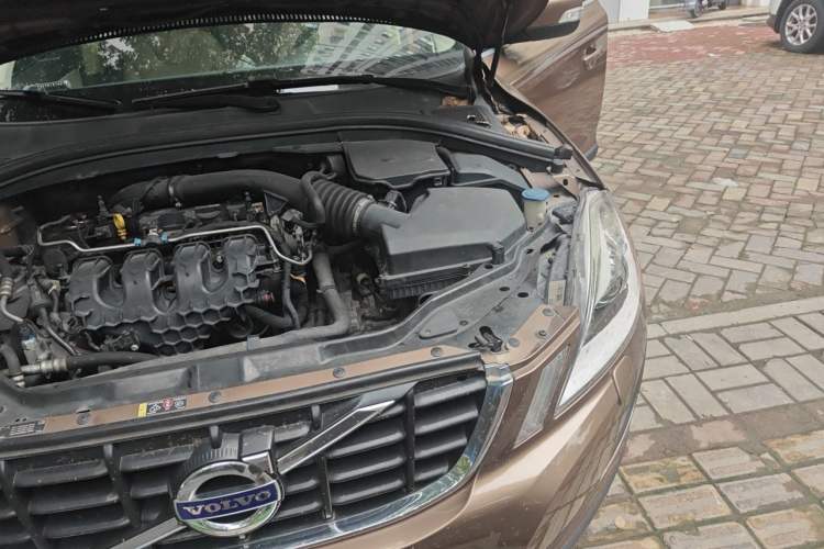 Used Volvo XC60 2013 T5 Zhiya Edition Engine Bay Left