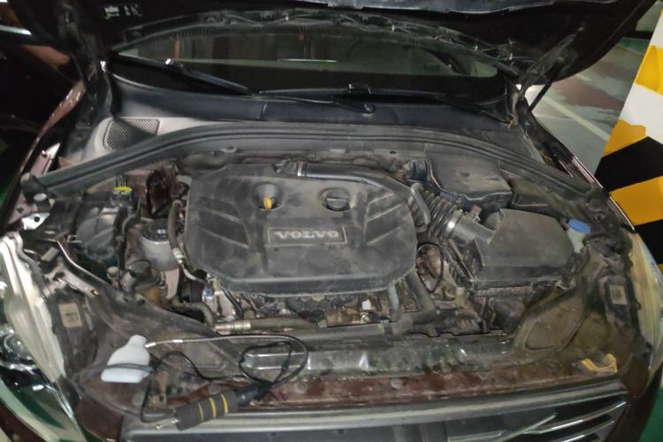 Used Volvo XC60 2013 T5 Zhiya Edition Engine Bay