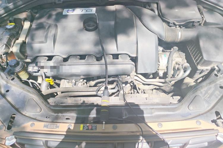 Used Volvo XC60 2013 T6 AWD Comfort Edition Engine Bay