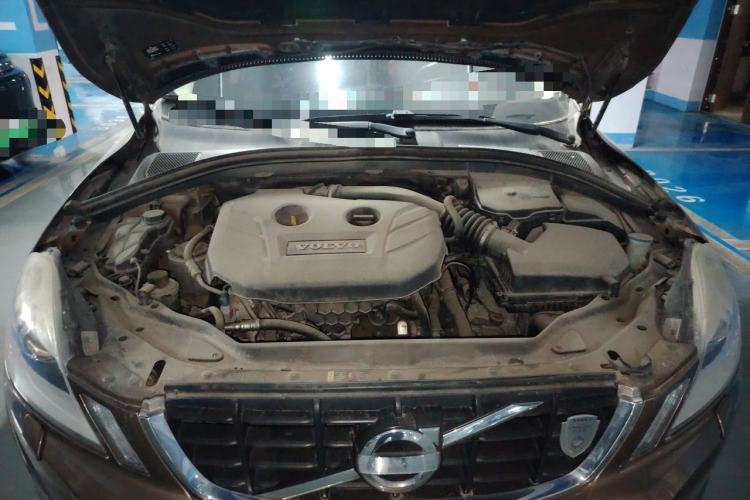Used Volvo XC60 2013 T5 Comfort Edition Engine Bay
